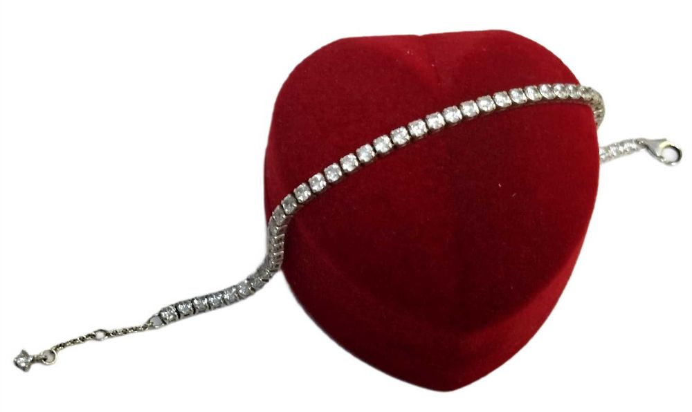 Śliczna srebrna bransoletka Próba 925 Waga 3,92g Długość 18,5 cm