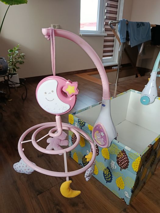 "Підвісна карусель NEXT2DREAMS"