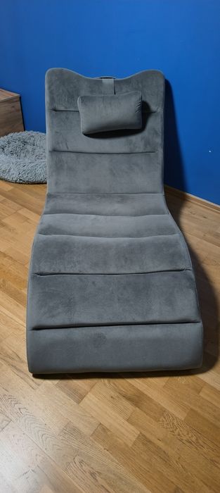 Fotel typu Szezlong szer.75cm