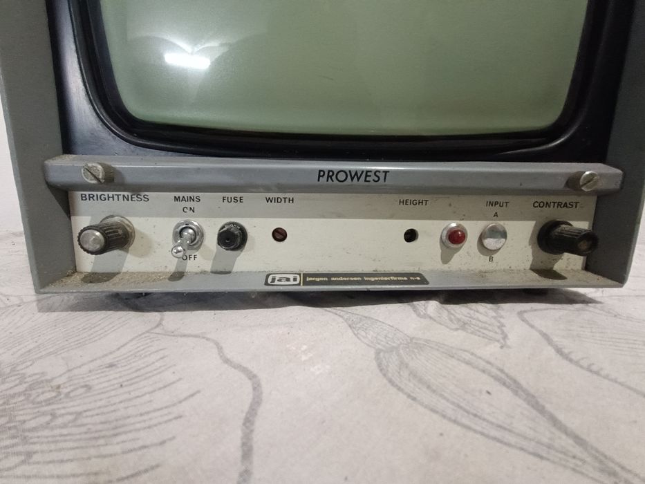 Monitor odbiornik telewizyjny PROWEST