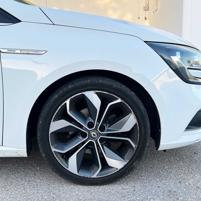 Renault Mégane Sport Tourer 1.5 dCi Bose Edition (2017) – Nacional