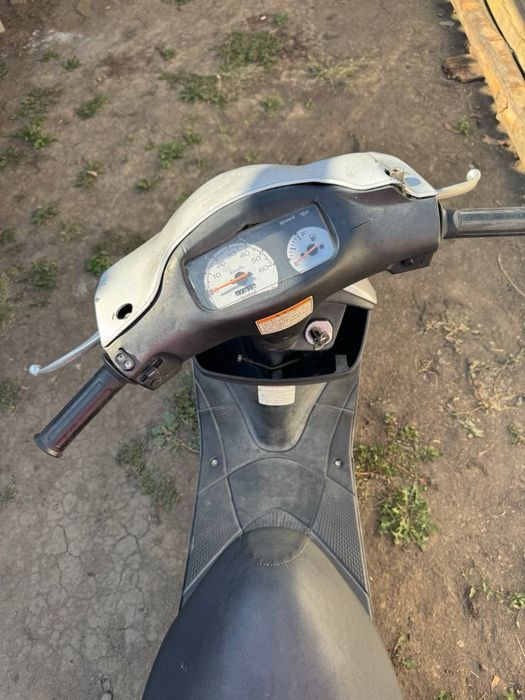 Продам скутер Suzuki lets 2