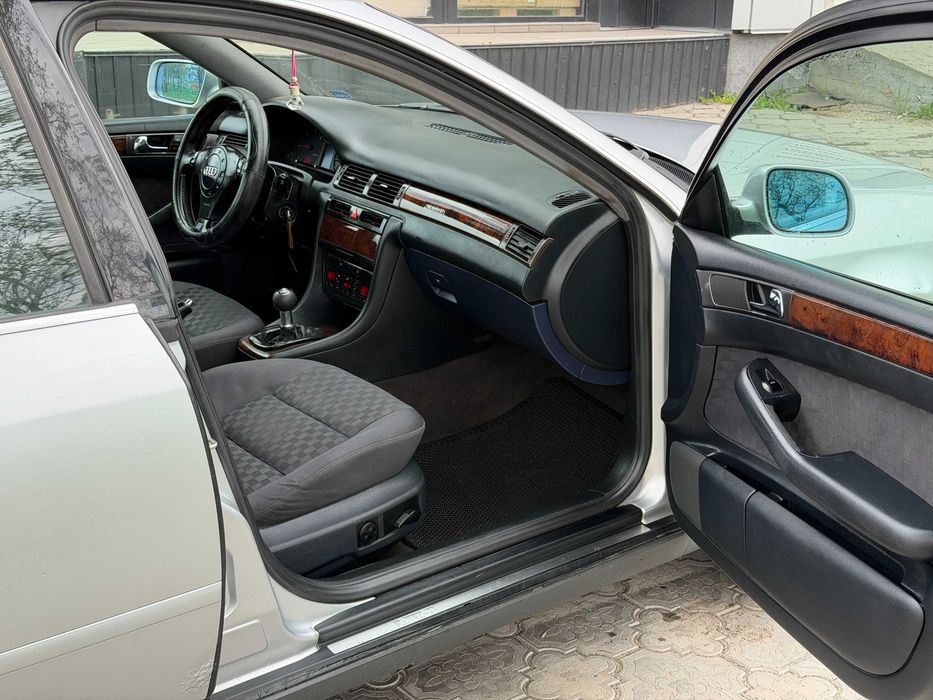 Продам Ауді А6С5 1999р 2.5d мех quattro