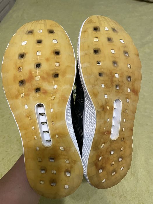 Кросівки  Adidas ClimaCool, амортизаціїя Adidas Bounce.