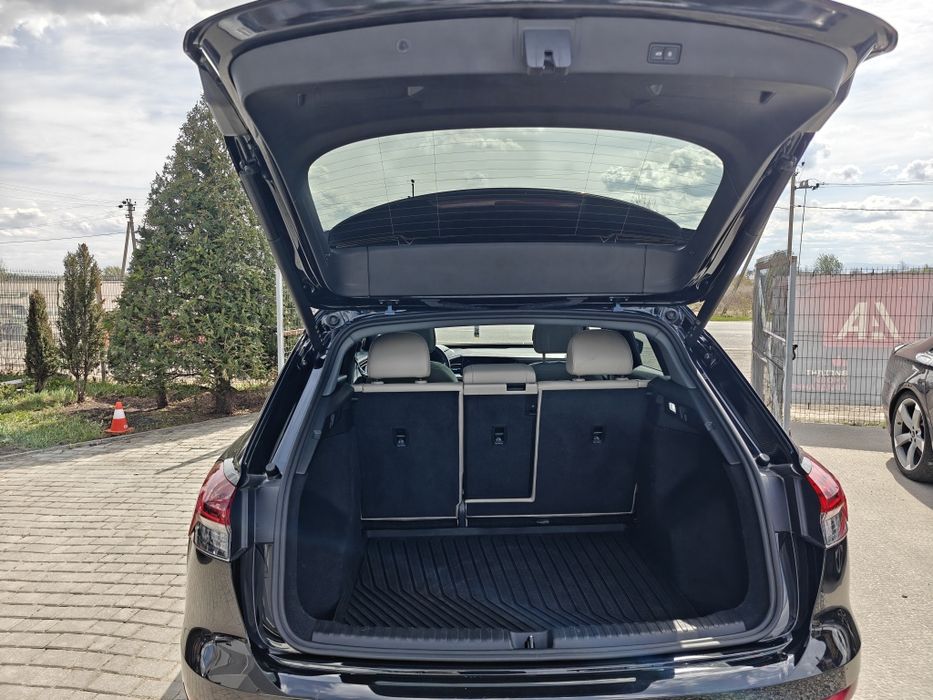 Audi Q4 e-tron 82kw