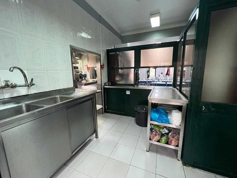 Restaurante Totalmente Equipado à Venda | Pronto a Funcionar | Excelente Localização