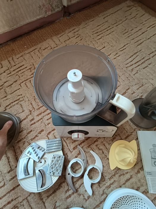 Кухонний комбайн  Bosch MCM4100/01