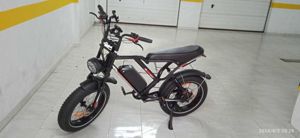 Oportunidade - Bicicleta, nova, 2000W - 25 Ah - 0 Km - p/ 2 pessoas.