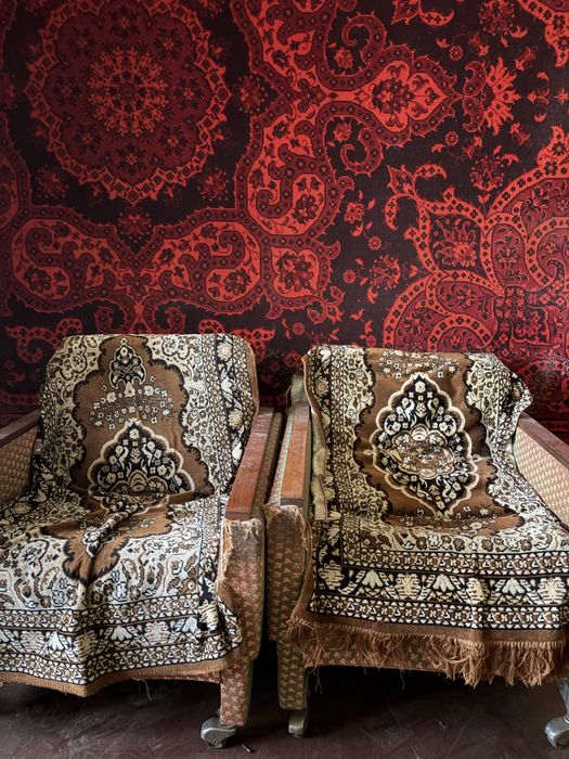 Отдам мебель, кровати, тумбочки, шкафы