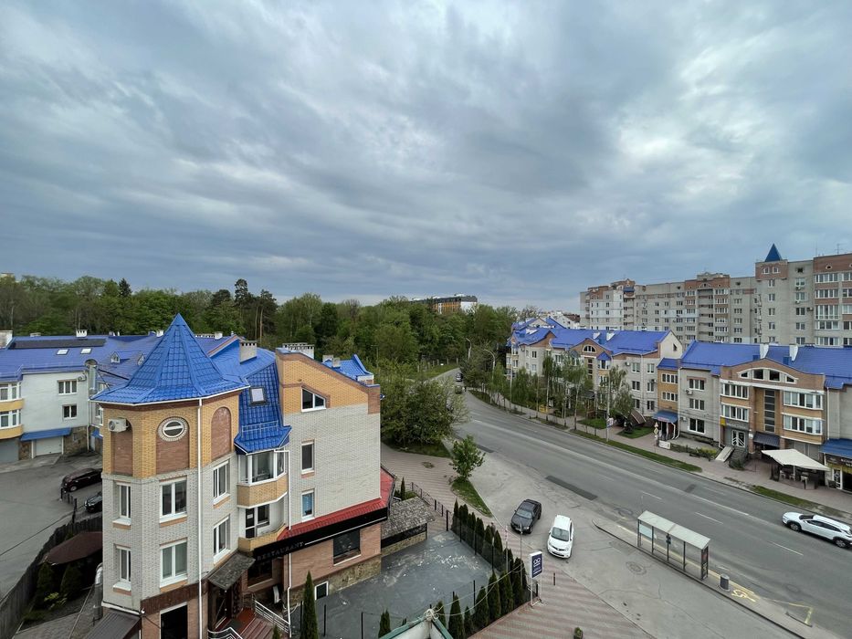 Чотирикімнатна квартира на Поділлі