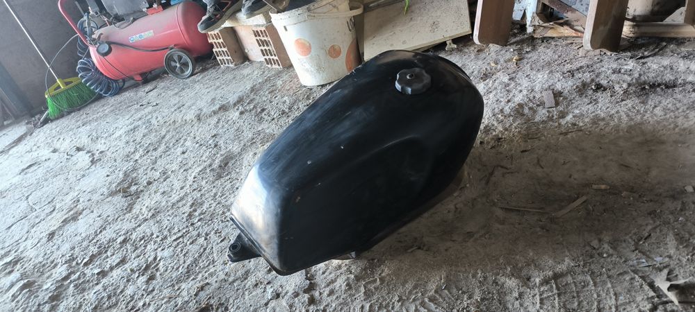 Deposito Yamaha RD250LS