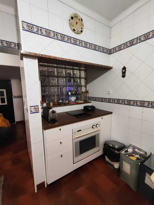 Quarto para alugar a 10min da Escola Secundária Andre de Gouveia Évora
