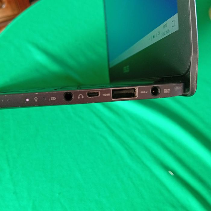 Asus ZenBook UX305C 1.2kg Ultra-portátil 512GB SSD 8GB RAM Para Peças