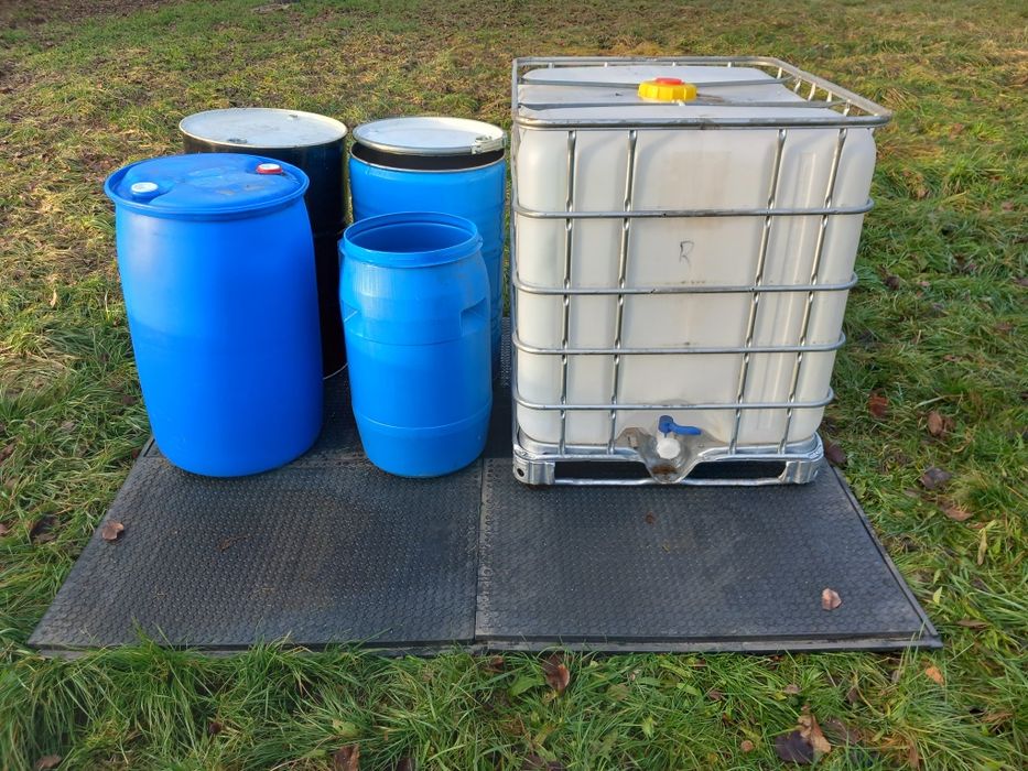 Zbiornik 1000 L beczka metalowa plastikowa Zawór