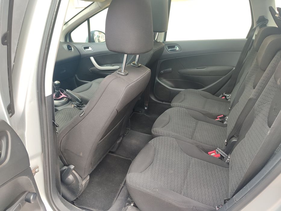 Peugeot 308 1.6 HDi 2010 TETO PANORÂMICO 7 LUGARES