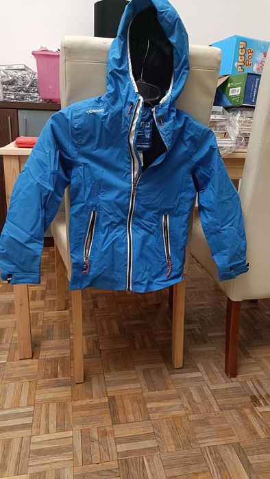Kurtka dziecięca Tribord (Decathlon) 8 lat / 125–132 cm – wodoodporna