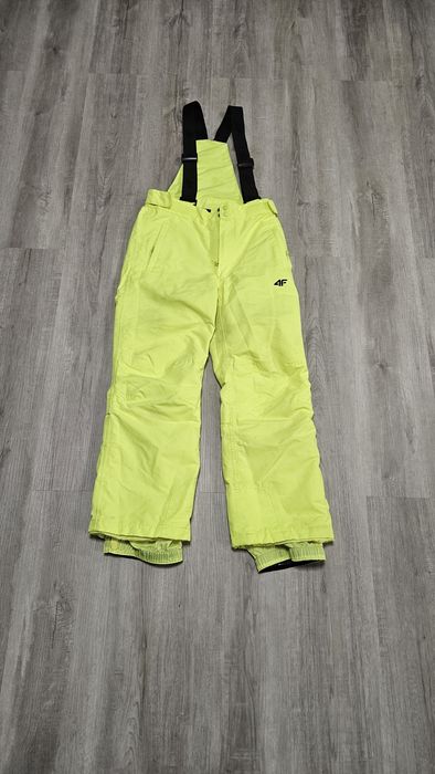 Neonowe spodnie 4F w rozm. 152