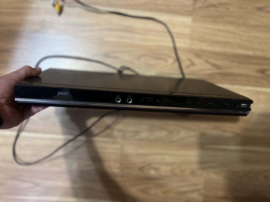 DVD-програвач BRAVIS