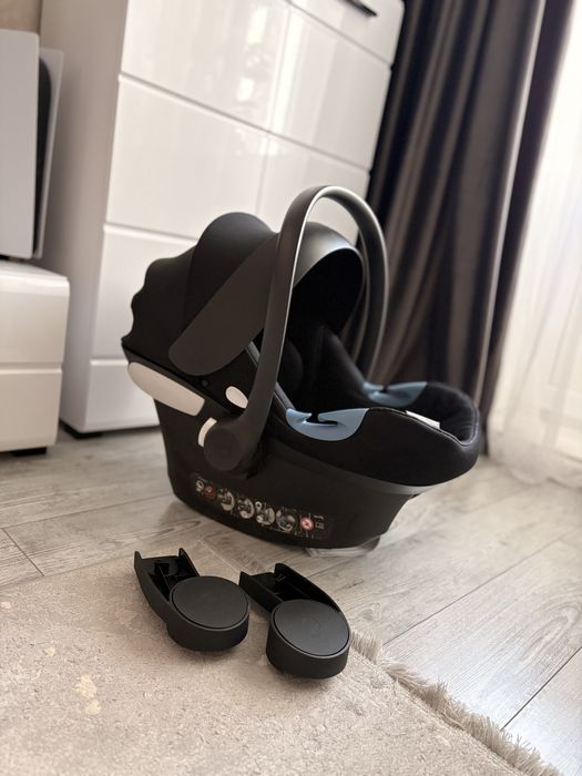 Автолюлька Cybex Aton M + адаптери