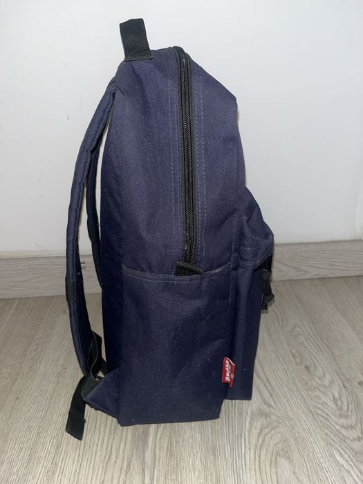 Mochila azul Levis