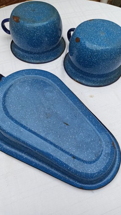 Loiças de metal antigas para decoradores e colecionadores