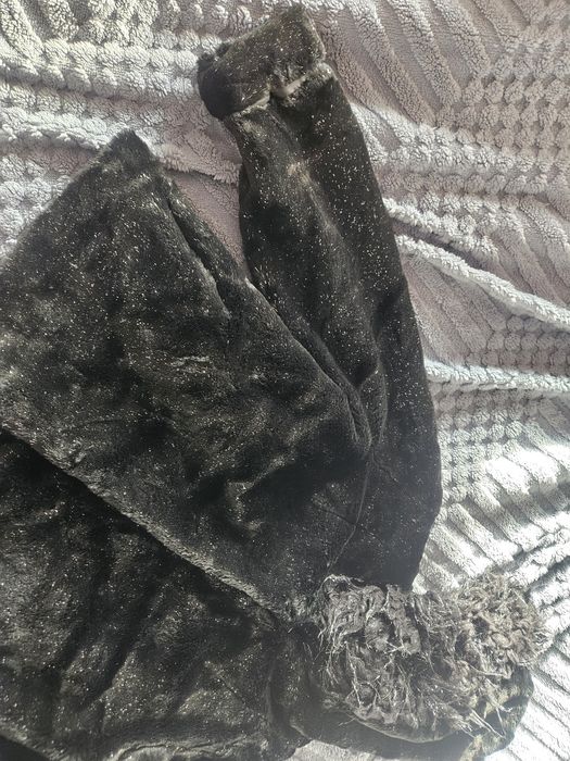 Czarne Futerko z Kapturem 44 XXL Błyszczące Glamour Sylwester