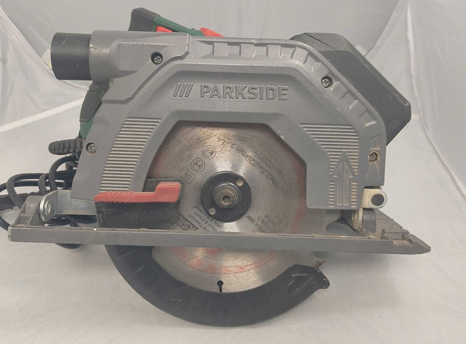 Piła pilarka parkside PHKS 1350 C2