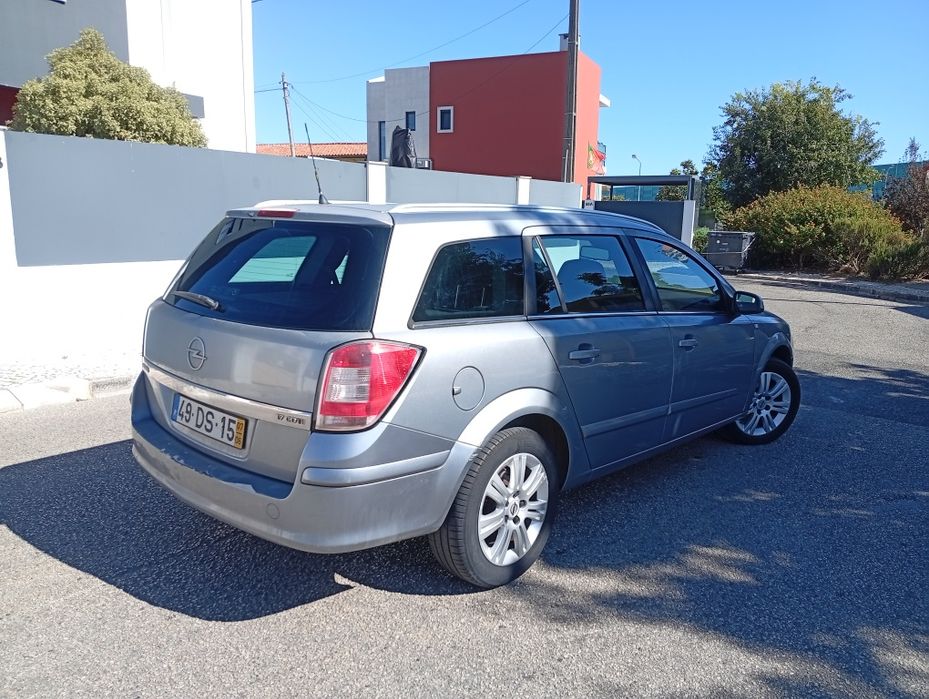 Opel Astra — fotografia 2