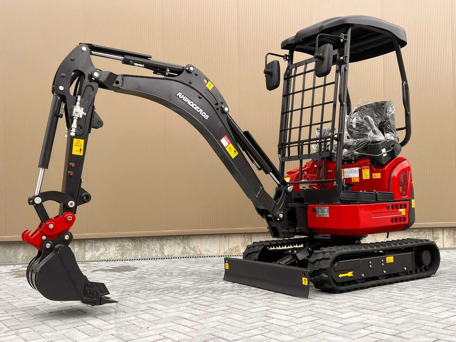 MINI GIRATORIA 1600KG XN18L RHINOCEROS MOTOR KUBOTA