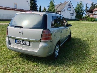 Opel Zafira-A 1.9 diesl po rozrządzie ,7 osobowy