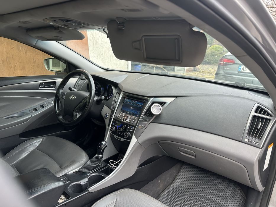 Hyndai Sonata hybrid 2014