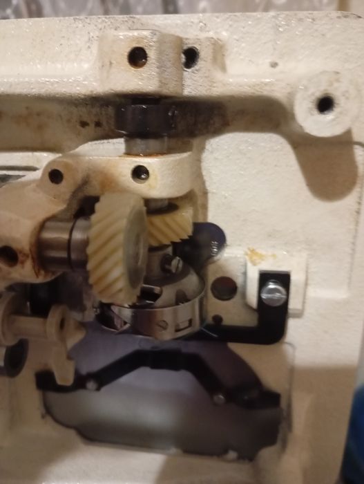 Швейна машинка  ,,Верітас рубіна"