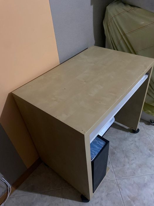 Light Brown Secretary Desk with Storage Compartments and Drawer64552975364865122