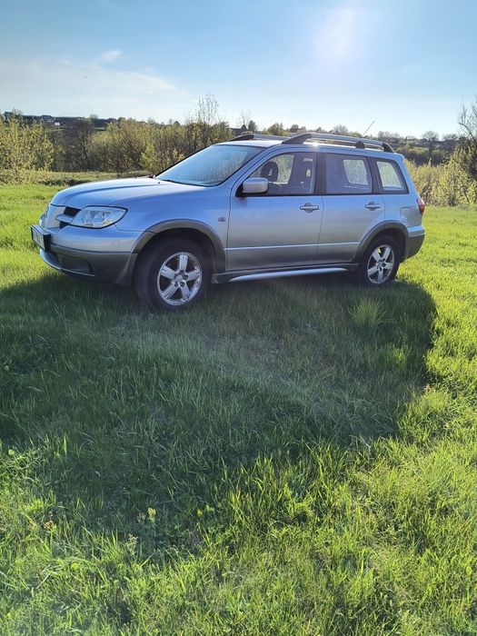 Продам Mitsubishi  Outlander 1