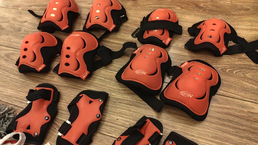 Ochraniacze na rolki/rower dla dzieci / Need / 2 komplety