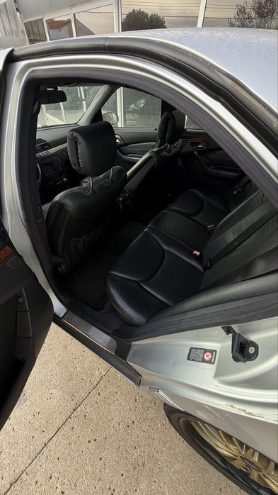 Mercedes-benz s320