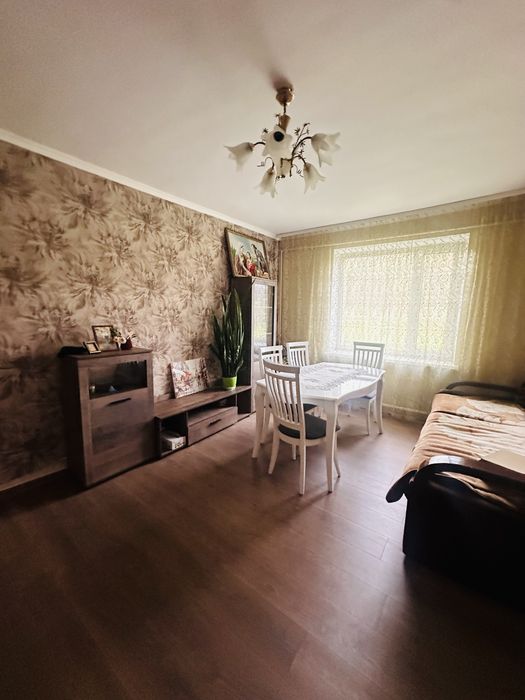 Будинок Бірки + 70 сот ділянки
