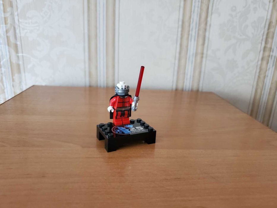 Колекція,імперія Darth Malak sw1325 75379 б/у фігурка