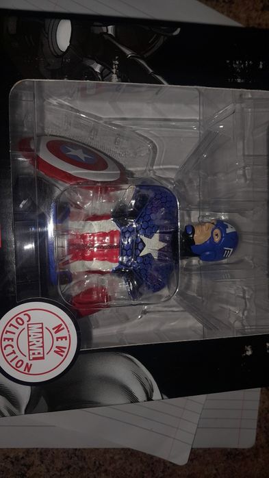 Estátua  capitao america