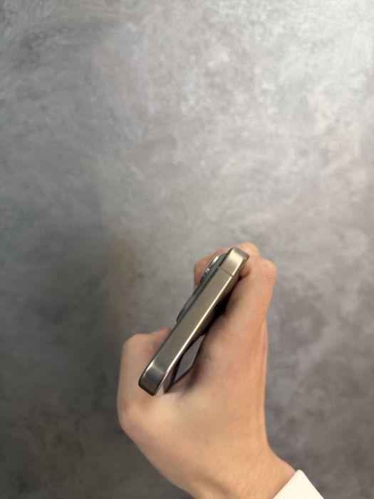 Б/у IPhone 15 Pro 256 Natural Titanium все рідне