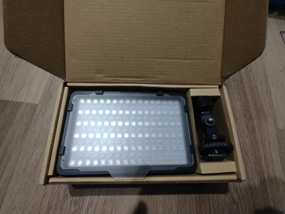 Фото видео свет LED NEEWER PT-176S