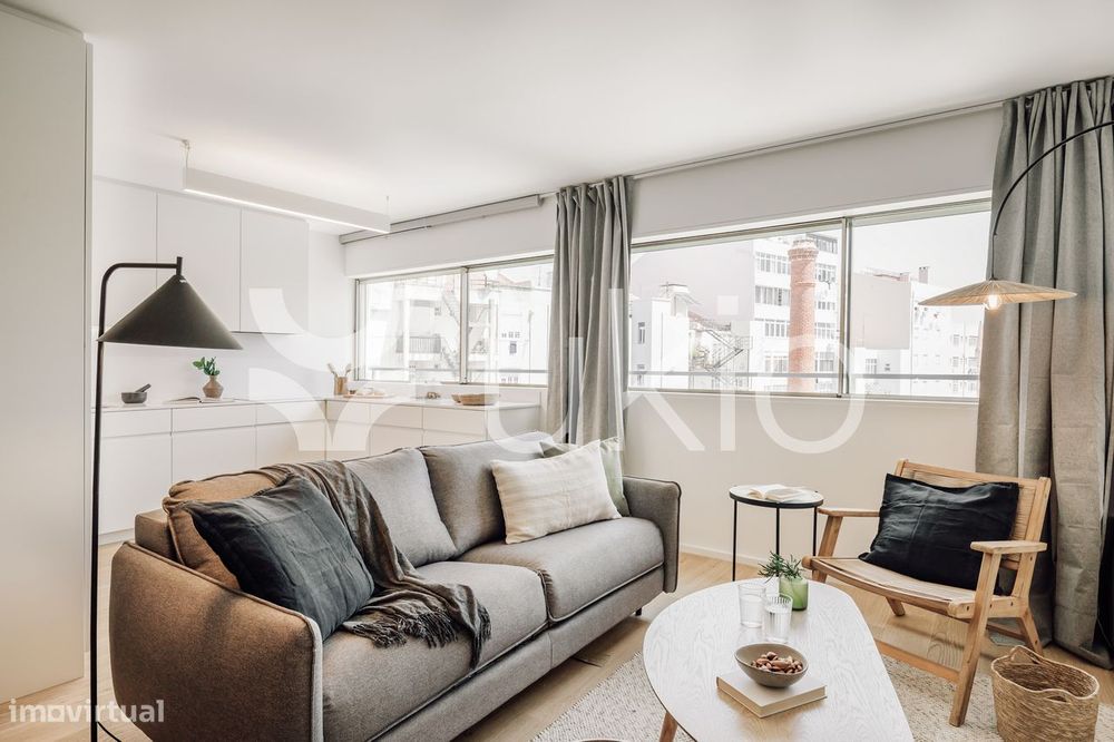 Apartamento T1 com ginásio em Av. de Roma - Campo Pequeno