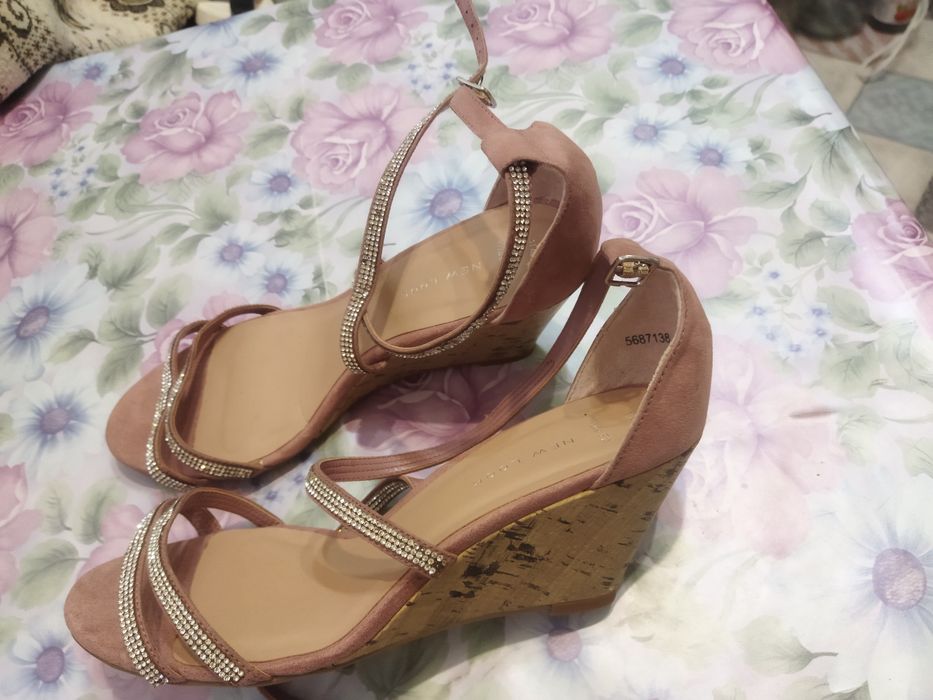 Продам басаножки 40 р