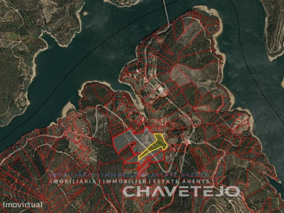 Refúgio Rural Renovado com Ribeira e Terreno a dois minutos do rio ...
