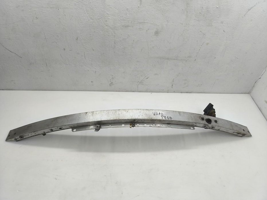 Belka zderzaka przód mercedes e-clasa w212 22Cdi 2126200230