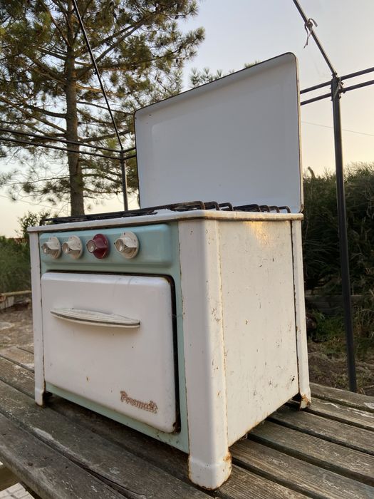 Fogão a Gás Vintage “Presmalt” – Ideal para Restauro