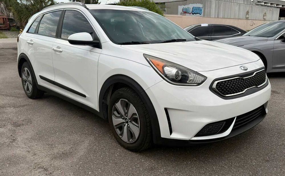 Kia Niro      2018