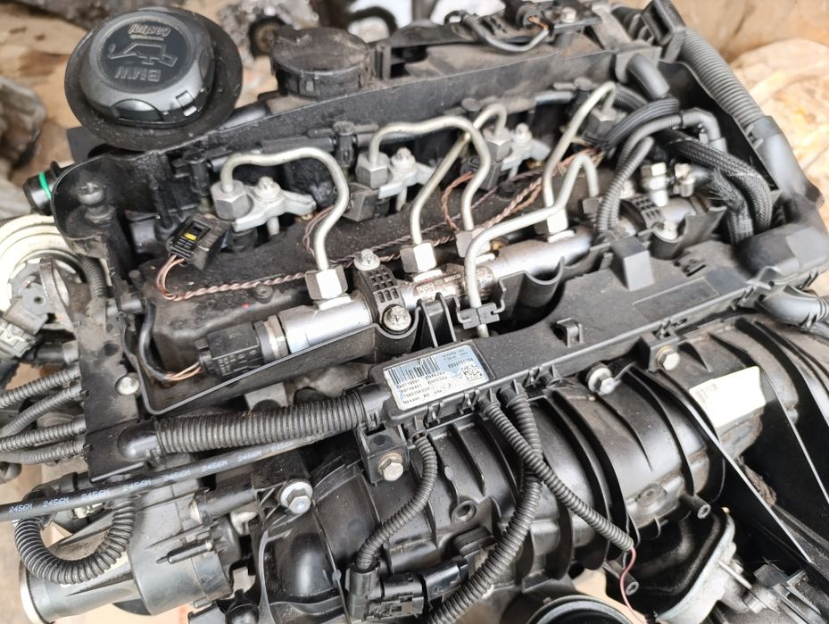 Клапанна кришка BMW E60 E61 N47 N47D20C N47D20A X3 F25 E90 F10 запчастини розборка 2.0d оригінал