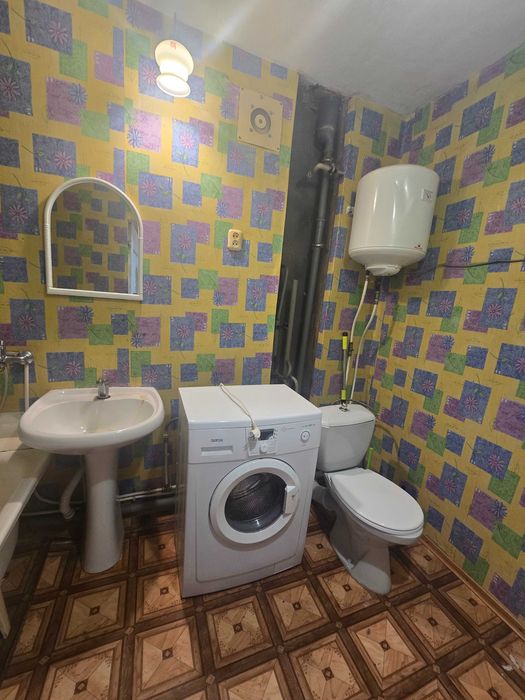 Продаж 1 кімнатна  квартира  37 м² Інгульський р-н вул Третя Лінія ріг Херсонського шосе місто Миколаїв