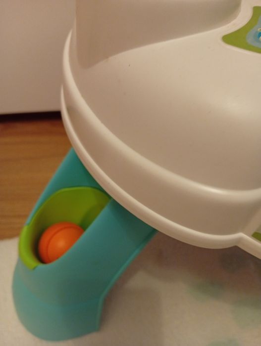 Mesa de atividades infantil